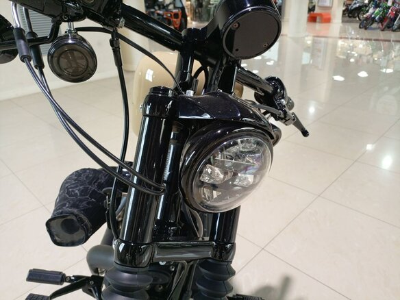 2019 Harley-Davidson Sportster 883, бежевый, 1100000 рублей - вид 7