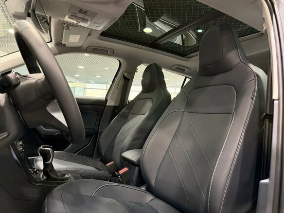 2026 Volkswagen Tharu XR 300 TSI, серый, 3120000 рублей - вид 17