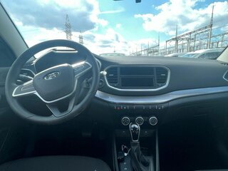 2026 Lada (ВАЗ) Vesta I Рестайлинг (NG), чёрный, 1631000 рублей, вид 4