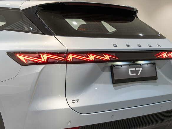 2025 Omoda C7, серебристый, 2527000 рублей - вид 23