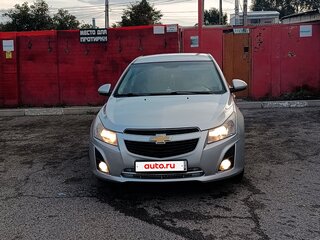 2013 Chevrolet Cruze I Рестайлинг, серебристый, 630000 рублей, вид 2