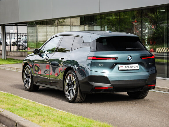 2021 BMW iX xDrive40 I (I20), серый, 5430703 рублей - вид 7