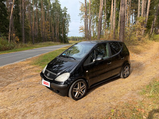2000 Mercedes-Benz A-Класс 190 I (W168), чёрный, 455000 рублей, вид 1