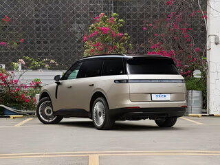 2026 Lynk & Co 900, серый, 6690000 рублей, вид 5