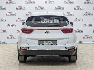 2018 Kia Sportage IV Рестайлинг, белый, 1799000 рублей, вид 5