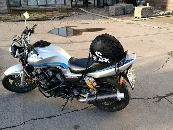 2001 Honda CB 400 Super Four, серебристый, 320000 рублей - вид 3