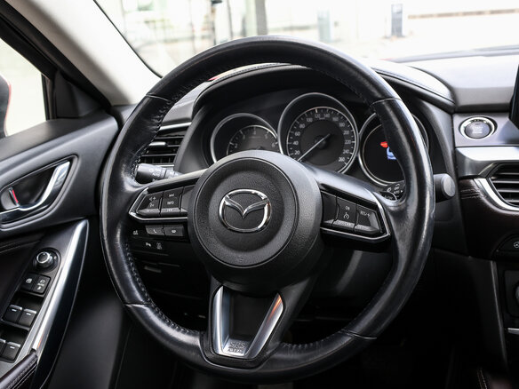 2017 Mazda 6 III (GJ) Рестайлинг, красный, 1998000 рублей - вид 17