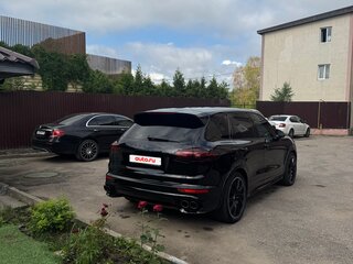 2015 Porsche Cayenne GTS II Рестайлинг (958), чёрный, 3500000 рублей, вид 4