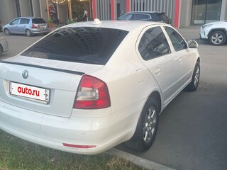 2013 Skoda Octavia II (A5) Рестайлинг, белый, 750000 рублей, вид 4