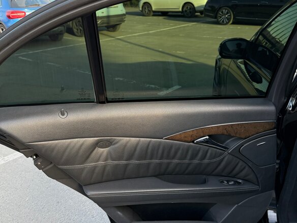 2005 Mercedes-Benz E-Класс 350 III (W211, S211), чёрный, 1630000 рублей - вид 22