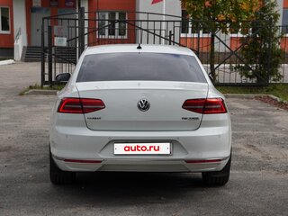 2016 Volkswagen Passat B8, белый, 1630000 рублей, вид 3