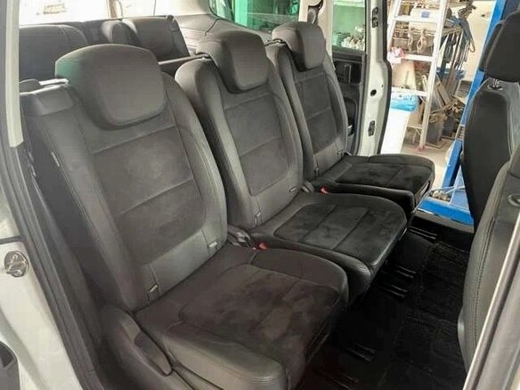 2018 Volkswagen Sharan II Рестайлинг, белый, 1399000 рублей - вид 7