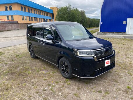2022 Honda Stepwgn Spada VI, синий, 2900000 рублей, вид 2