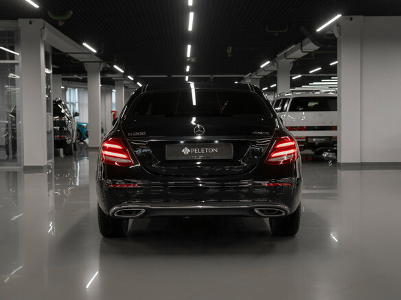2017 Mercedes-Benz E-Класс 200 V (W213, S213, C238), чёрный, 3300000 рублей - вид 5