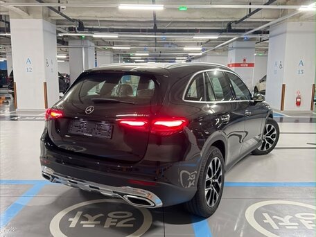 2026 Mercedes-Benz GLC 220 d II (X254), чёрный, 9100000 рублей, вид 4