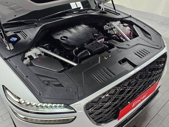 2025 Genesis GV70 I Рестайлинг, белый, 7476000 рублей - вид 7