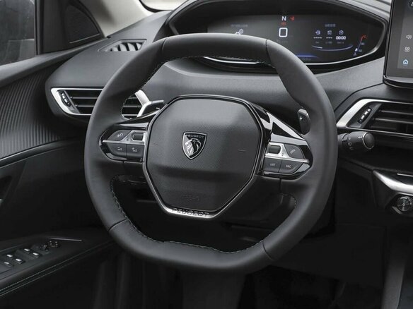2026 Peugeot 5008 II Рестайлинг, серый, 2800000 рублей - вид 11