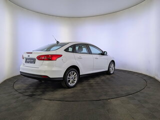 2017 Ford Focus III Рестайлинг, белый, 1550000 рублей, вид 5