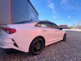2020 Kia K5 III, белый, 2950000 рублей, вид 4