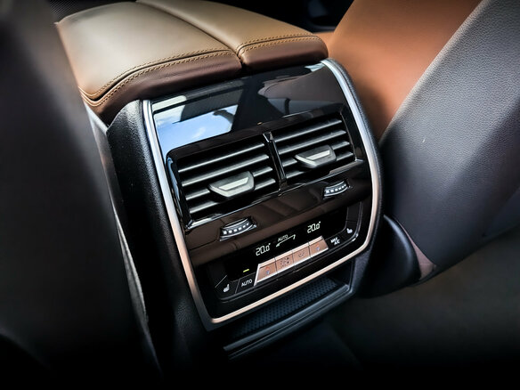 2024 BMW X5 40i IV (G05/G18) Рестайлинг, чёрный - вид 27