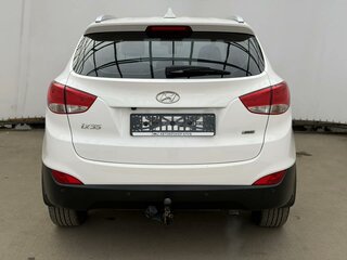 2013 Hyundai ix35 I Рестайлинг, белый, 1380000 рублей, вид 4