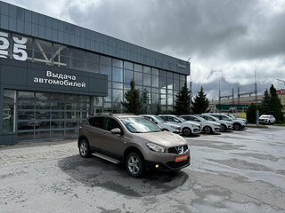 2012 Nissan Qashqai I Рестайлинг, коричневый, 949000 рублей, вид 3
