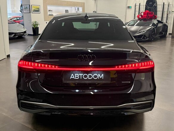 2026 Audi A7 L 45 TFSI II (4K), чёрный, 7098000 рублей - вид 6