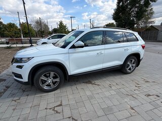 2018 Skoda Kodiaq I, белый, 2370000 рублей, вид 3