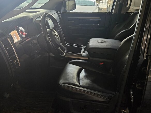 2013 Dodge RAM IV (DS/DJ), чёрный, 3800000 рублей - вид 3