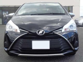 2019 Toyota Vitz III (XP130) Рестайлинг, чёрный, 860000 рублей, вид 2