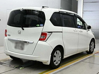 2015 Honda Freed I Рестайлинг 2, белый, 1008000 рублей, вид 2