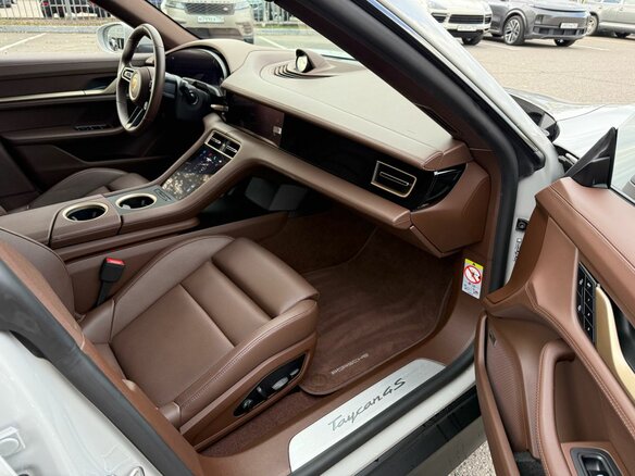 2024 Porsche Taycan 4S I Рестайлинг, серый, 19690000 рублей - вид 16
