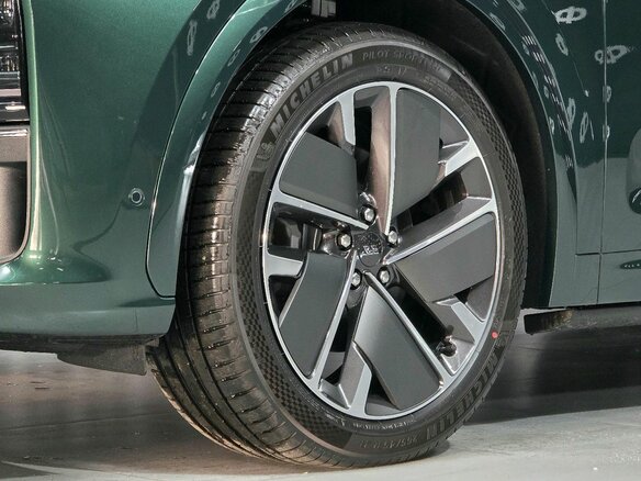 2026 Li Auto (Lixiang) L7 52.3 kWh I Рестайлинг, зелёный, 10790000 рублей - вид 16