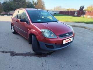 2007 Ford Fiesta Mk5, красный, 320000 рублей, вид 1