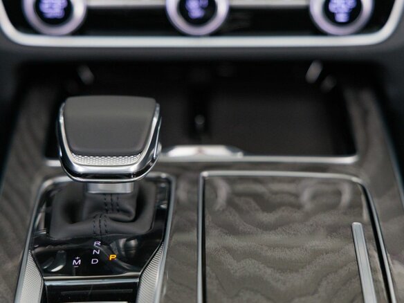 2025 Hongqi HS5 I Рестайлинг, чёрный, 4699000 рублей - вид 37
