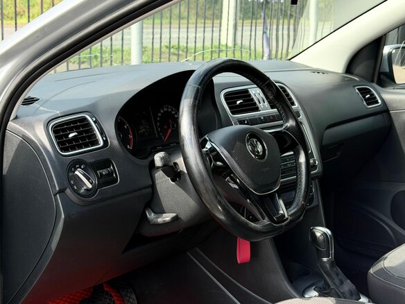 2016 Volkswagen Polo V Рестайлинг, серебристый - вид 7