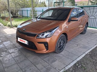 2018 Kia Rio IV, оранжевый, 1350000 рублей, вид 2