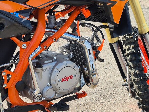 2024 Kayo Evolution YX140EM, оранжевый, 100000 рублей - вид 7