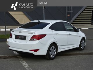 2015 Hyundai Solaris I Рестайлинг, белый, 904000 рублей, вид 2