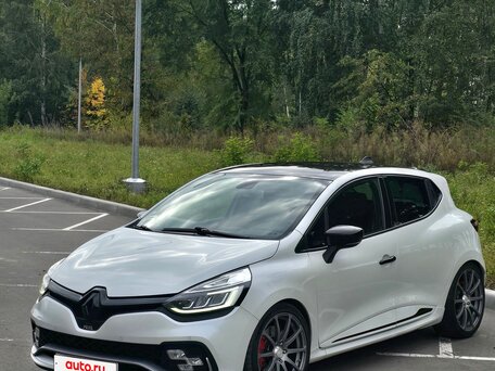 2018 Renault Clio RS IV Рестайлинг, белый, 1850000 рублей, вид 1