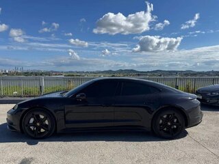 2025 Porsche Taycan GTS I Рестайлинг, чёрный, 16000666 рублей, вид 4