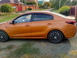 2019 Kia Rio IV, оранжевый, 1450000 рублей, вид 4