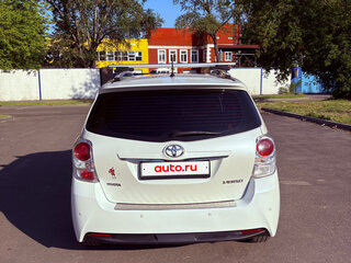 2014 Toyota Verso I Рестайлинг, белый, 1500000 рублей, вид 4
