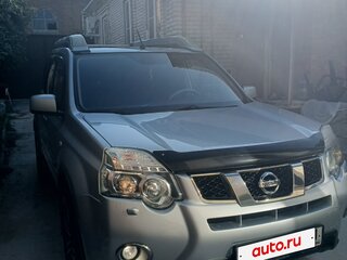 2013 Nissan X-Trail II Рестайлинг, серебристый, 2200000 рублей, вид 3