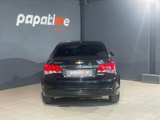 2013 Chevrolet Cruze I Рестайлинг, чёрный, 795000 рублей, вид 4