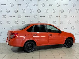 2016 Lada (ВАЗ) Granta I, оранжевый, 290000 рублей, вид 4