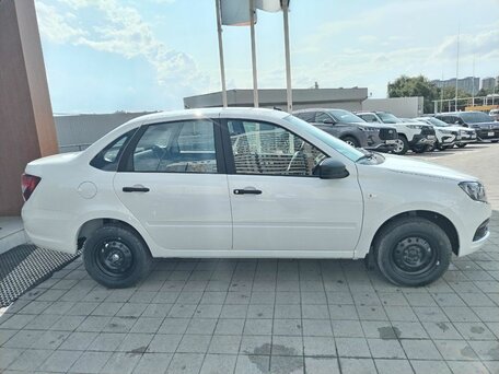 2026 Lada (ВАЗ) Granta I Рестайлинг, белый, 850000 рублей, вид 4