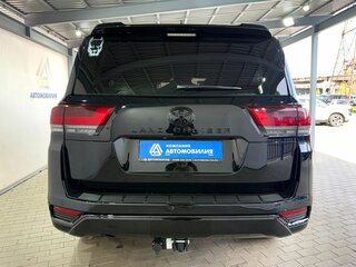 2023 Toyota Land Cruiser 300 Series, чёрный, 11999000 рублей, вид 4