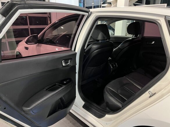 2018 Kia Optima IV, белый - вид 23