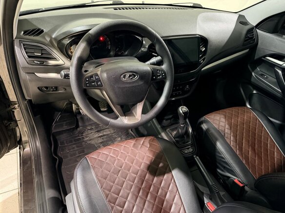 2018 Lada (ВАЗ) Vesta I, коричневый, 800000 рублей - вид 10
